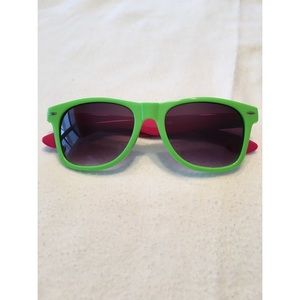 Neon Sunnies